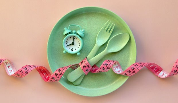 Aralıklı oruç sırasında nasıl beslenmek gerekir?