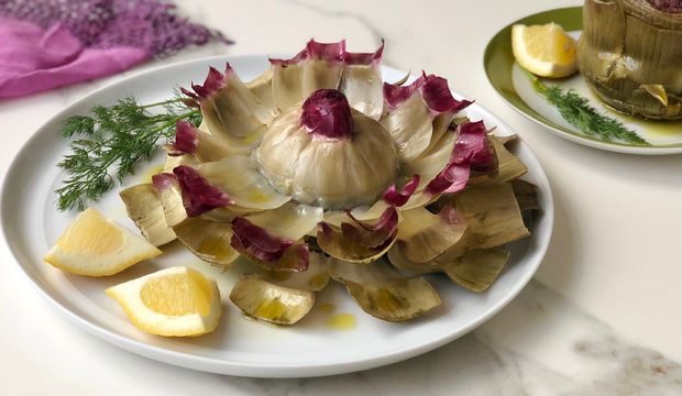 Zeytinyağlı çiçek enginar