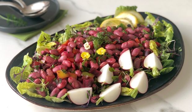 Yedikule marullu barbunya fasulyesi salatası