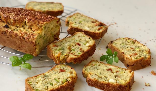 Kabaklı peynirli kek