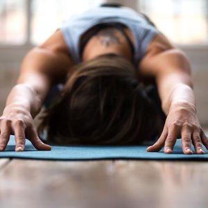 Bedeninizi ve zihninizi resetleyecek yin yoga pozları