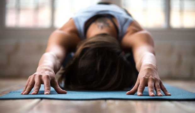 Rahatlatan yin yoga pozları