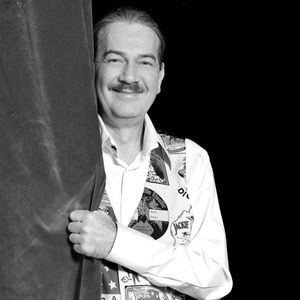 Ferhan Şensoy anılıyor