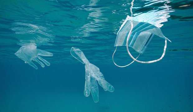 26.000 ton plastik Covid atığı dünya okyanuslarını kirletiyor