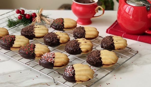 Marmelatlı çikolatalı pastane kurabiyesi