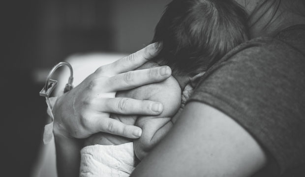 Lohusa anneye nasıl davranılmalı? Lohusaya nasıl bakılır?