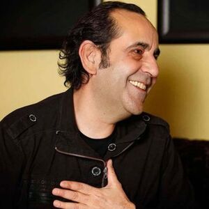 Özkan Uğur anılıyor