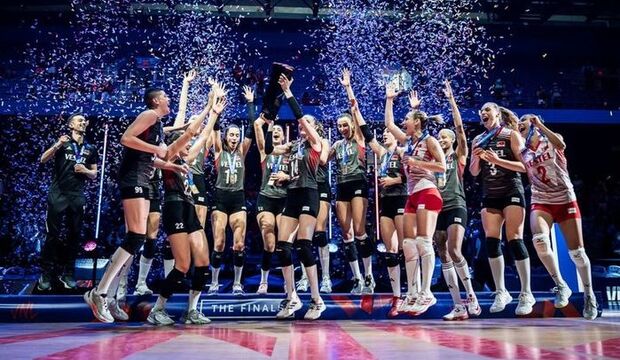 Filenin Sultanları şampiyon: Milletler Ligi final kupası Kadın A Milli Voleybol Takımı'nın!