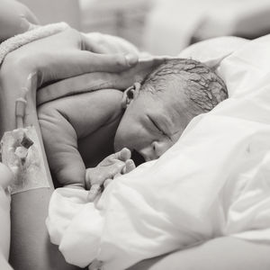 Doğumun tıbbileşmesi: Kadınların deneyimleri ve tıbbi müdahaleler