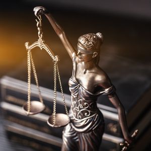 Torba yasalar, fiili af ve idam çığırtkanlığı