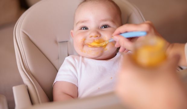 4 - 7 aylık bebekler için ek gıda (katı gıda) rehberi