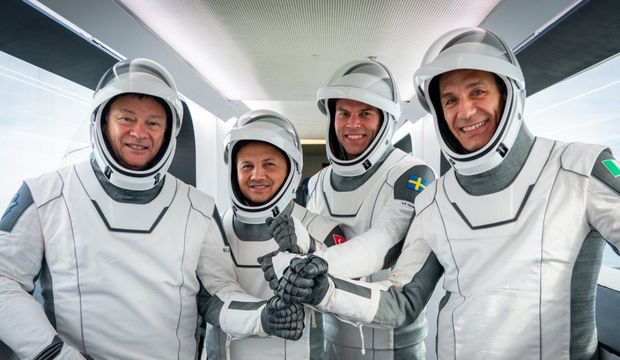 Uzaya giden ilk Türk ve Türkiye'nin ilk astronotu Alper Gezeravcı kimdir?