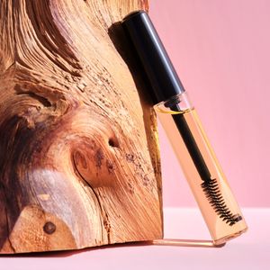 Kirpik serumu göze zarar verir mi?