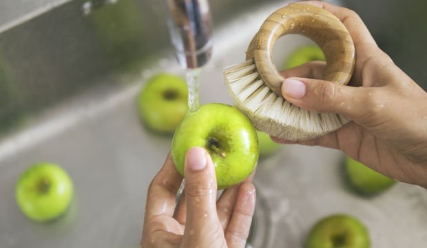 Meyveleri ve sebzeleri doğru yıkamanın yolları