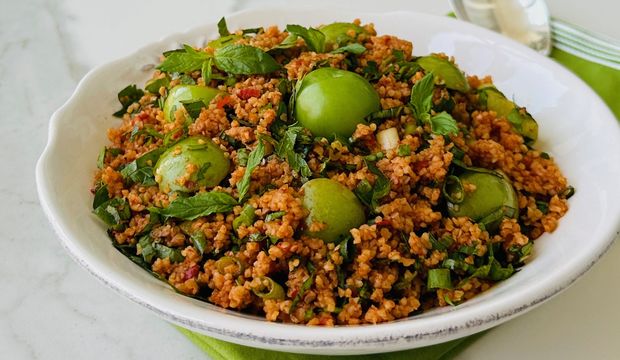 Yeşil erikli kısır 