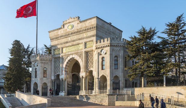 Devlet üniversitelerinde ikinci öğretim programları kapatıldı