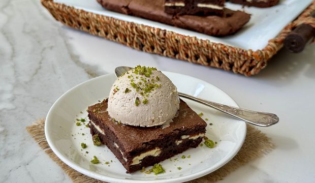Beyaz çikolatalı brownie nasıl yapılır?