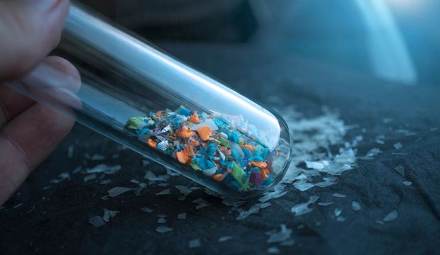 Araştırma: Mikroplastikler beynimizde birikiyor