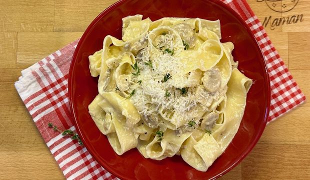 Kremalı mantarlı makarna 