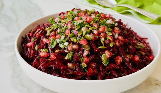 Çiğ pancar salatası 