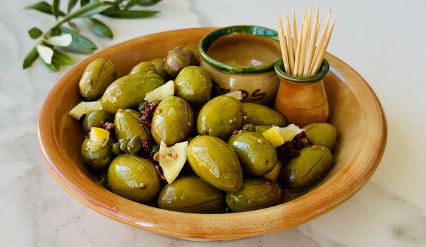 Kalamata yeşil zeytin nasıl yapılır?