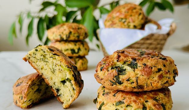 Ispanaklı peynirli çörek