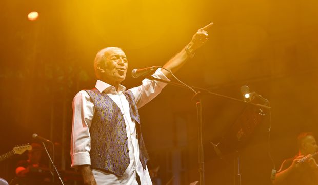 Edip Akbayram'ın hayatı