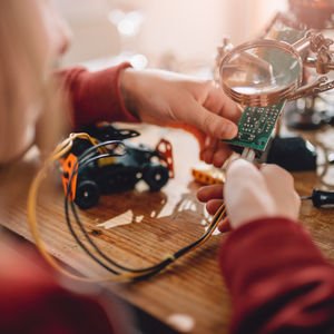 Kız çocukları STEM kariyeri için teşvik edin