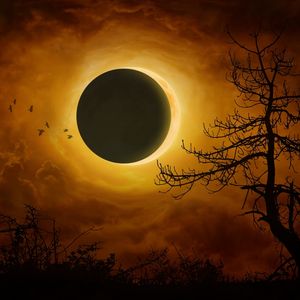 Başak Burcunda Ay Tutulması: Hayat beklemez!