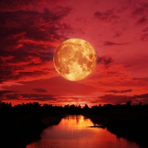 Başak Burcunda Ay Tutulması: Geçmişle vedalaşmanın gücü