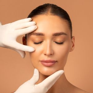 Bir plastik cerraha en çok sorulan 5 soru