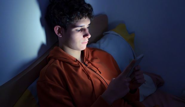 Ergenlerde uyku düzeni nasıl sağlanır?