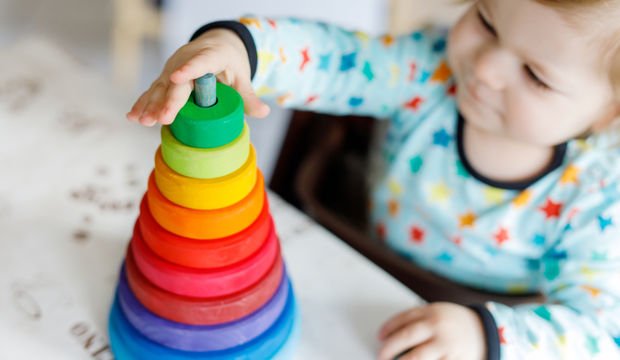 Çocuklar renkleri ne zaman görür ve renkleri nasıl öğrenirler?