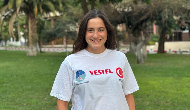 Aysu Türkoğlu Kaiwi Kanalı Hawaii yüzüşü