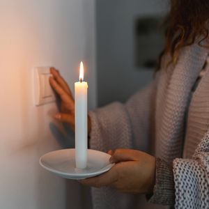 Elektrik kesintisine karşı nasıl hazırlıklı olunur?