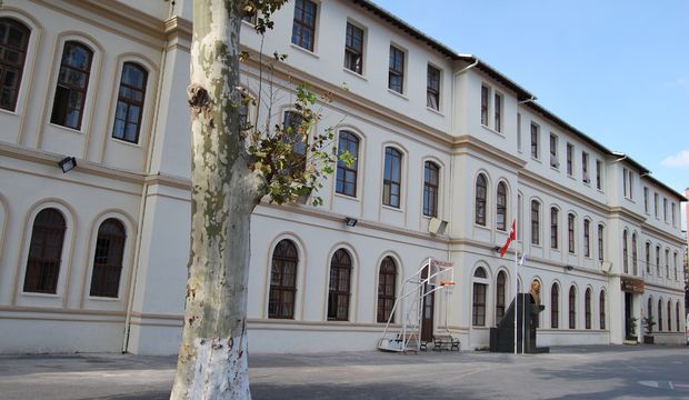 Gurur duyduk: Cağaloğlu Anadolu Lisesi
