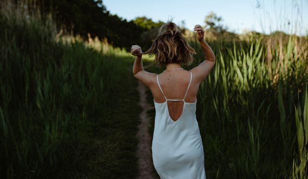 Aşırı sıcak havalarda nasıl giyinmeli?