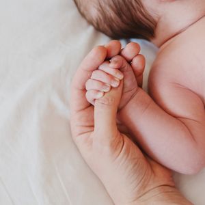 Annelerin üzerindeki "duyusal" yükler