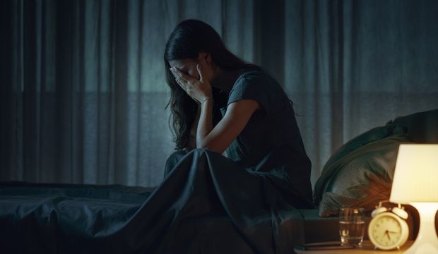 Geceleri aşırı düşünmenin sorumluları bulundu: Beyindeki iki önemli ağ