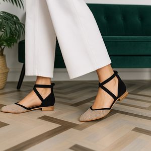 Minyon kadınlar nasıl düz ayakkabı giyebilir?