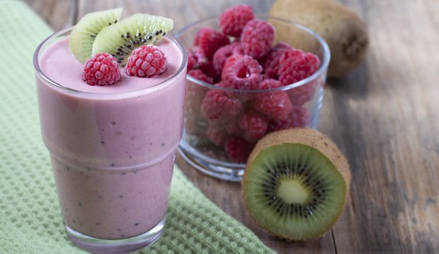 Elmadan daha fazla lif içeren 9 meyve