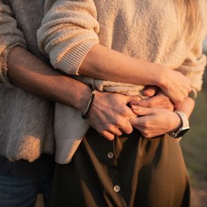 Bağlanma şeklimiz ve ilişkilerimiz