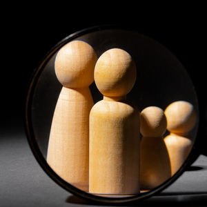 Narsist ebeveynlerle büyümenin sessiz travması