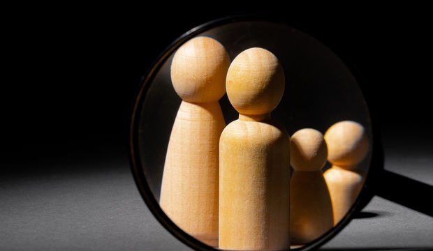 Narsist ebeveynlerle büyümenin sessiz travması