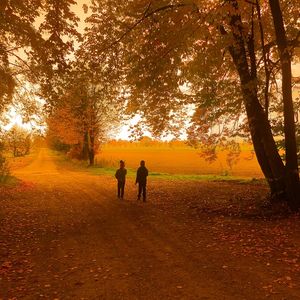 Çocukları ezbere mi büyütüyoruz? 