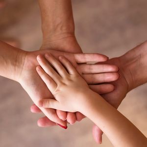 Z kuşağı ebeveynlerinin geride bıraktığı ebeveynlik trendi