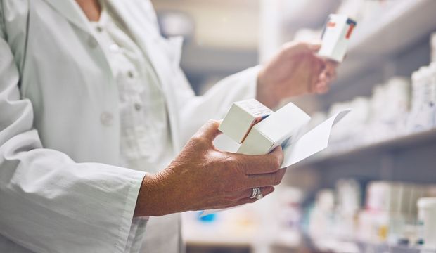 FDA Menopoz HRT ürünlerinden "kara kutu" uyarısını kaldırıyor