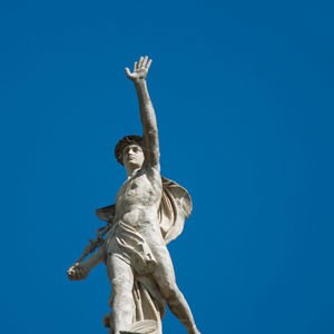 Bilgiyi taşıyanlar: Öğretmenlerin mitolojik kökeni